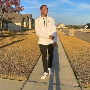 Meet your Posher, Malachi